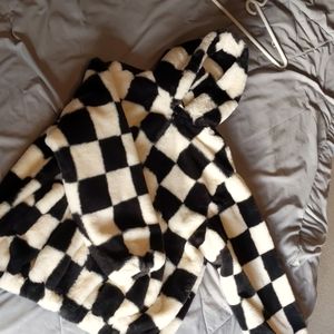 H&M Fluffy checkered jacket (UNWORN, NO TAG)